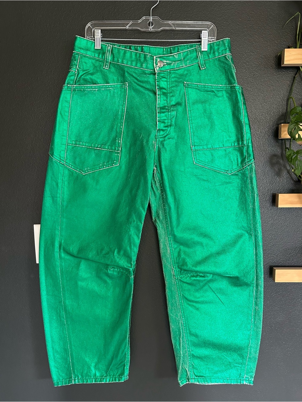 Free People Moxie Metallic Green Barrel Jeans Sample Factory Distressed NWOT 29